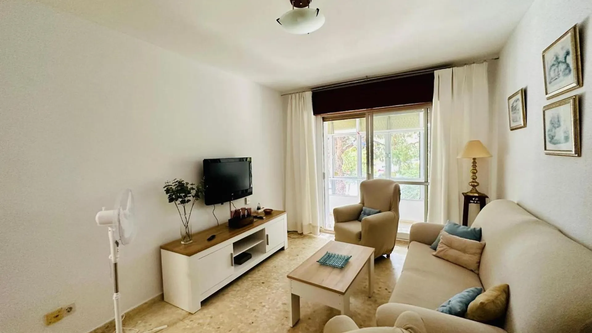 Avenida Portugal Con Ascensor Grupo Ac Gestion Apartment Cadiz Spain