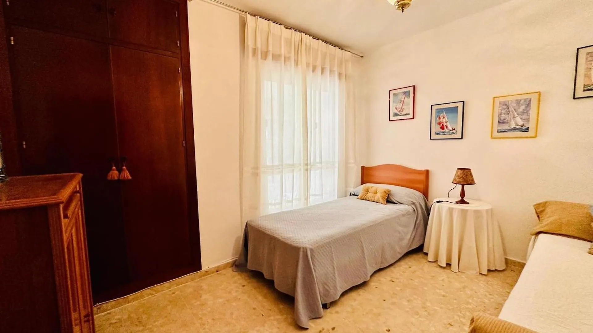 Avenida Portugal Con Ascensor Grupo Ac Gestion Apartment Cadiz Spain